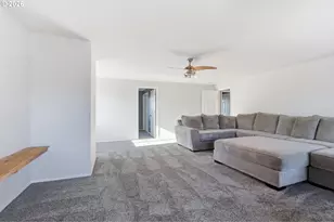 728 E Heritage Loop, La Center, WA 98629 - Photo 25
