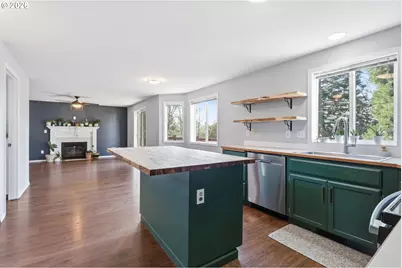 728 E Heritage Loop, La Center, WA 98629 - Photo 11