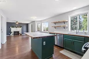 728 E Heritage Loop, La Center, WA 98629 - Photo 11