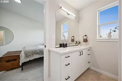 1730 SE Sherrett St, Portland, OR 97202 - Photo 13