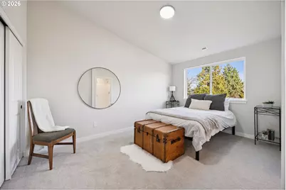 1730 SE Sherrett St, Portland, OR 97202 - Photo 9