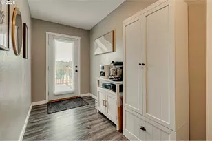 3632 Columbia Heights Rd, Longview, WA 98632 - Photo 11