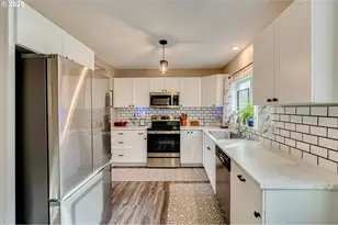 3632 Columbia Heights Rd, Longview, WA 98632 - Photo 5