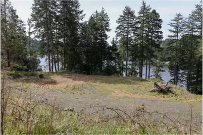 71350 Sunny Cove Rd, Lakeside, OR 97449 - Photo 5