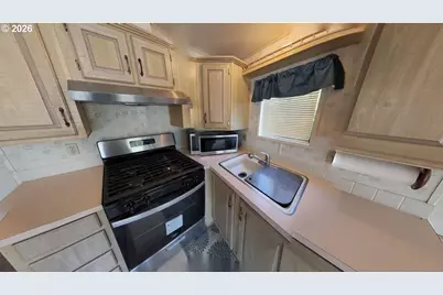 95706 Jerrys Flat Rd #8, Gold Beach, OR 97444 - Photo 7