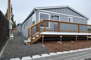 407 Dufur Ave, Maupin, OR 97037 - Photo 7