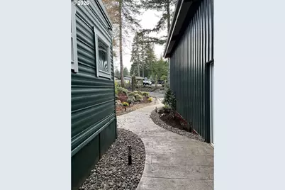 85313 Glenada Rd, Florence, OR 97439 - Photo 13