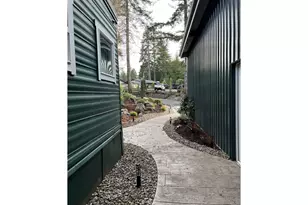 85313 Glenada Rd, Florence, OR 97439 - Photo 13