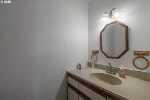 92891 Allens Alley, Cheshire, OR 97419 - Photo 25