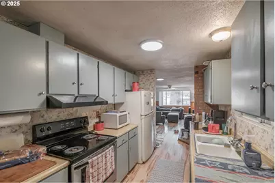 92891 Allens Aly, Cheshire, OR 97419 - Photo 15