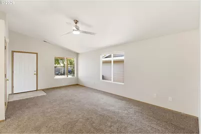 4439 Longacres Ave, Salem, OR 97301 - Photo 11