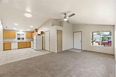 4439 Longacres Ave, Salem, OR 97301 - Photo 9