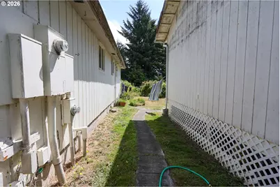 63253 Sunrise Rd, Coos Bay, OR 97420 - Photo 23