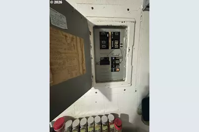 210 6th St, Amity, OR 97101 - Photo 3