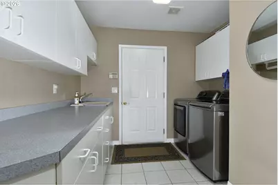 2581 SE Morlan Way, Gresham, OR 97080 - Photo 15