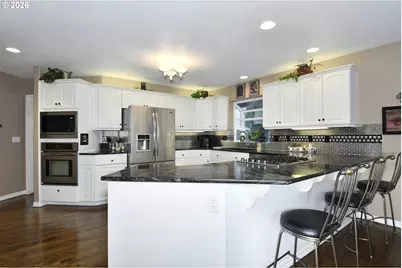 2581 SE Morlan Way, Gresham, OR 97080 - Photo 3