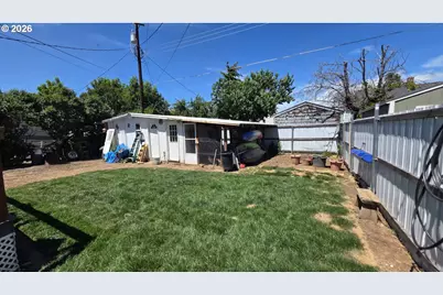 511 E Burgen St, Goldendale, WA 98620 - Photo 17
