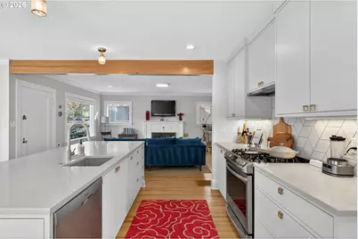 2704 SE Harrison St, Portland, OR 97214 - Photo 7