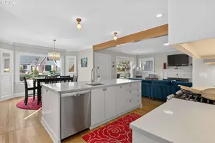 2704 SE Harrison St, Portland, OR 97214 - Photo 3