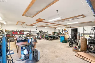 90305 Baker Rd, Elmira, OR 97437 - Photo 39