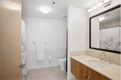 333 NW 9th Ave #1015, Portland, OR 97209 - Photo 27