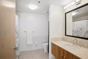 333 NW 9th Ave, Portland, OR 97209 - Photo 27