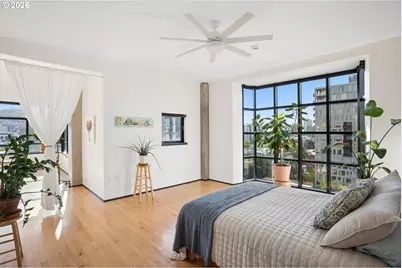 333 NW 9th Ave #1015, Portland, OR 97209 - Photo 23