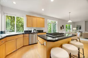 859 NE Retford Ave, Hillsboro, OR 97124 - Photo 11