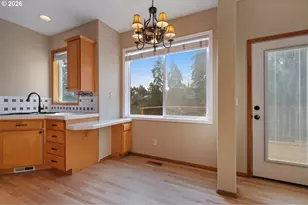 17760 SW Zenith Pl, Beaverton, OR 97007 - Photo 15