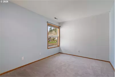 17760 SW Zenith Pl, Beaverton, OR 97007 - Photo 39