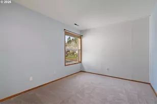 17760 SW Zenith Pl, Beaverton, OR 97007 - Photo 39