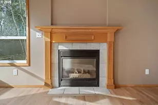 17760 SW Zenith Pl, Beaverton, OR 97007 - Photo 23