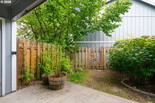 7408 S Virginia Ave, Portland, OR 97219 - Photo 21