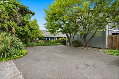 7408 S Virginia Ave, Portland, OR 97219 - Photo 23
