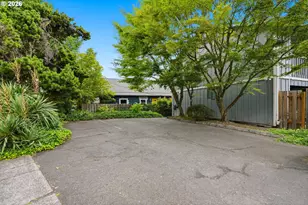 7408 S Virginia Ave, Portland, OR 97219 - Photo 23