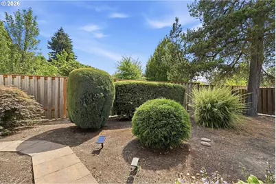 4848 SW Wembley Pl, Beaverton, OR 97005 - Photo 39