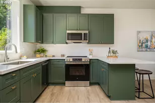 91 NE 78th Ave, Portland, OR 97213 - Photo 11