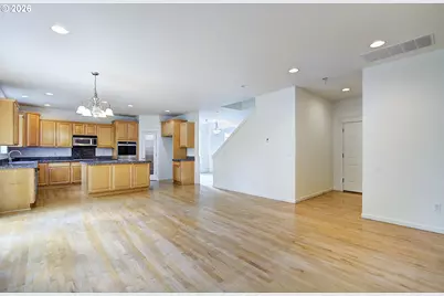 8903 NE 106th Cir, Vancouver, WA 98662 - Photo 5