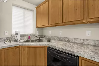 71210 E Faubion Loop, Rhododendron, OR 97049 - Photo 11