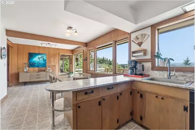 17000 SW Nafus Ln, Beaverton, OR 97007 - Photo 15