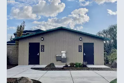 2031 S Jasper Dr, Cornelius, OR 97113 - Photo 15