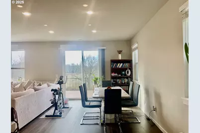 2031 S Jasper Dr, Cornelius, OR 97113 - Photo 9