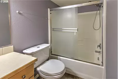 8025 NE 38th Ave, Vancouver, WA 98665 - Photo 43