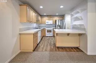 8025 NE 38th Ave, Vancouver, WA 98665 - Photo 9