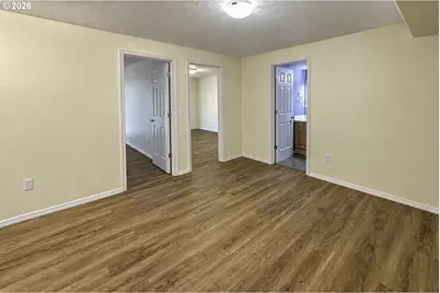 8025 NE 38th Ave, Vancouver, WA 98665 - Photo 37