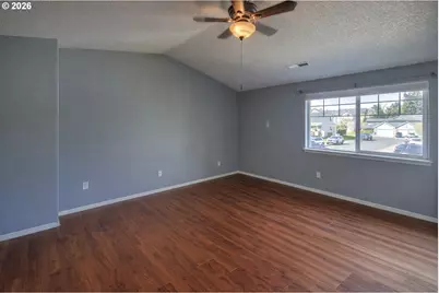 8025 NE 38th Ave, Vancouver, WA 98665 - Photo 27