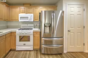 8025 NE 38th Ave, Vancouver, WA 98665 - Photo 13