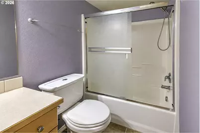 8025 NE 38th Ave, Vancouver, WA 98665 - Photo 43