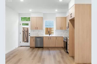 3859 N Willis Blvd #7, Portland, OR 97217 - Photo 5