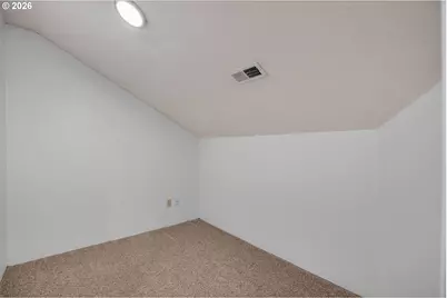 703 NW 114th St, Vancouver, WA 98685 - Photo 33